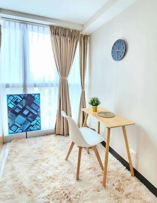 Cosy Executive 1 Bedroom Uptown Parksuites Ultra Fast Internet Манила Екстериор снимка