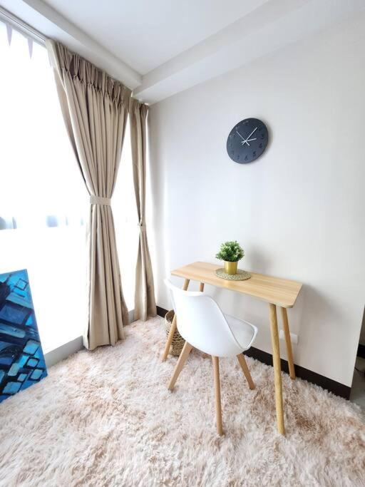 Cosy Executive 1 Bedroom Uptown Parksuites Ultra Fast Internet Манила Екстериор снимка