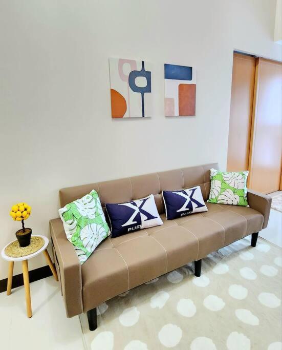 Cosy Executive 1 Bedroom Uptown Parksuites Ultra Fast Internet Манила Екстериор снимка